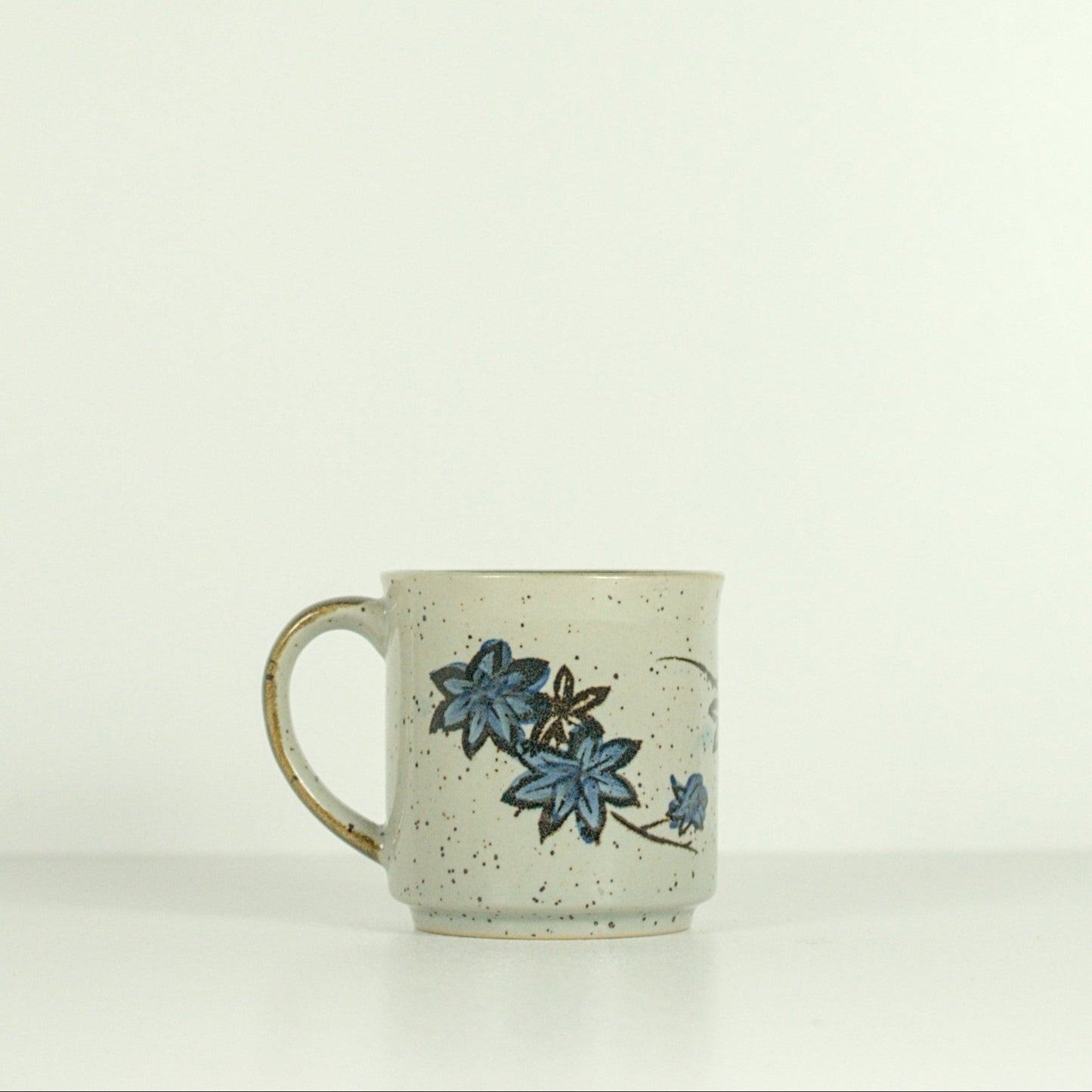 Scandinavische vintage mok