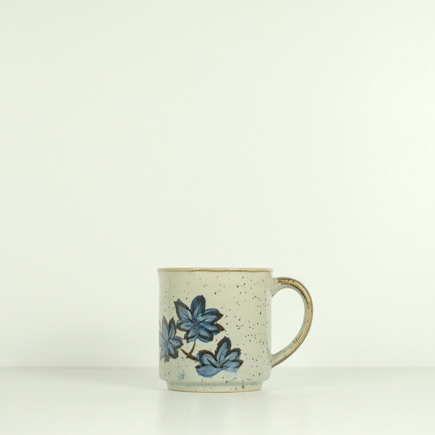 Scandinavische vintage mok
