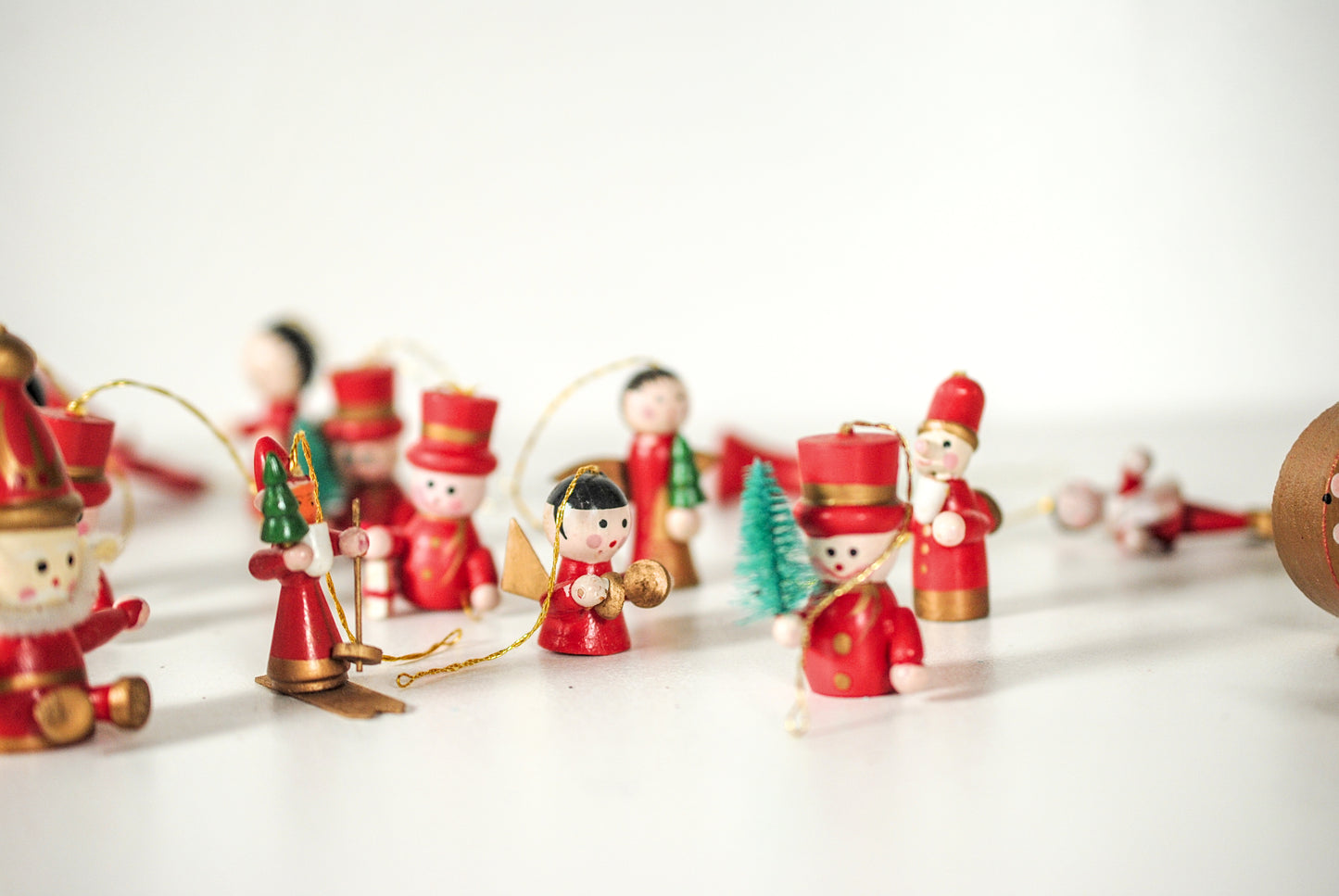 Vintage houten kerstboomhangers