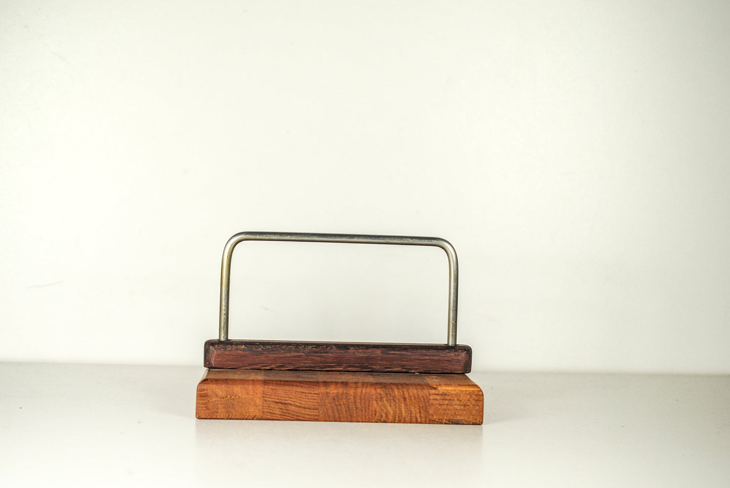 Vintage teak servethouder