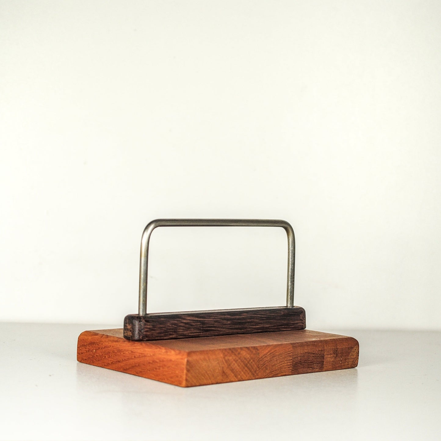 Vintage teak servethouder