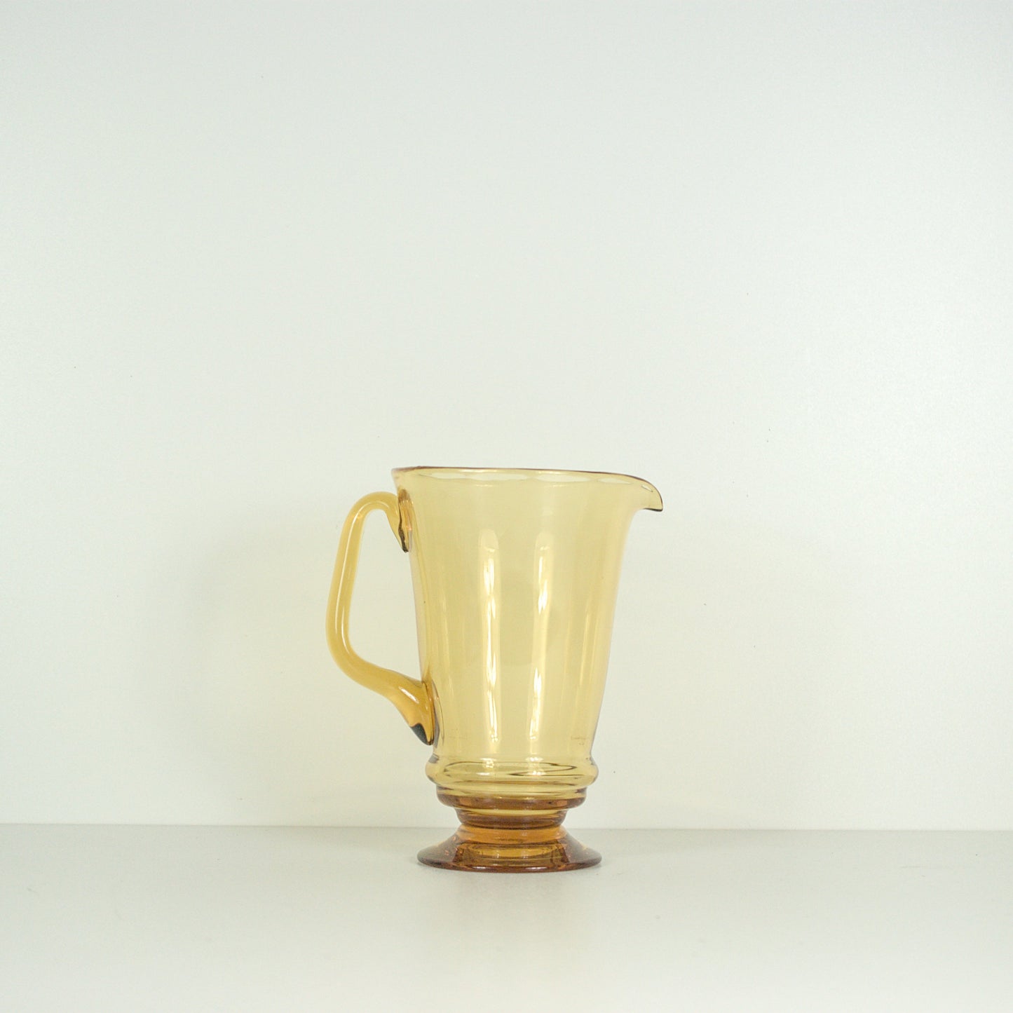 Schenkkan Amber