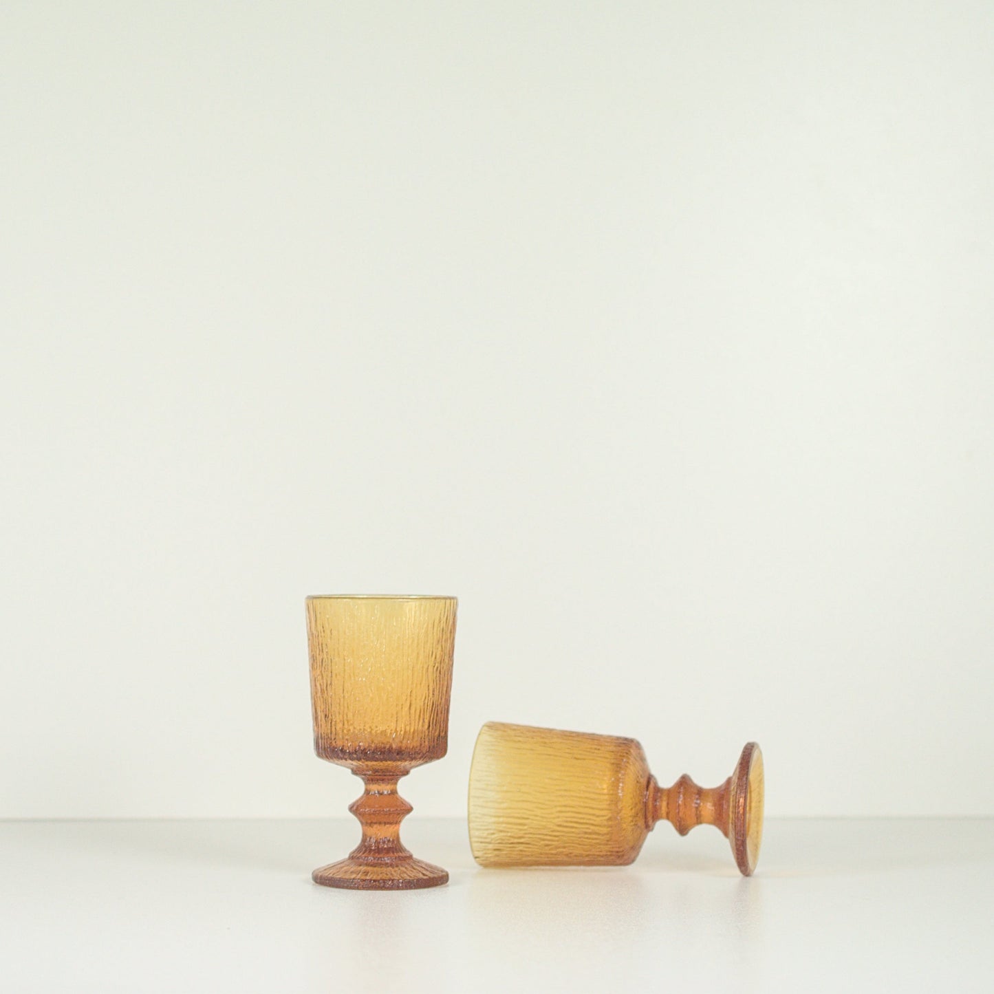 Voetglas Amber